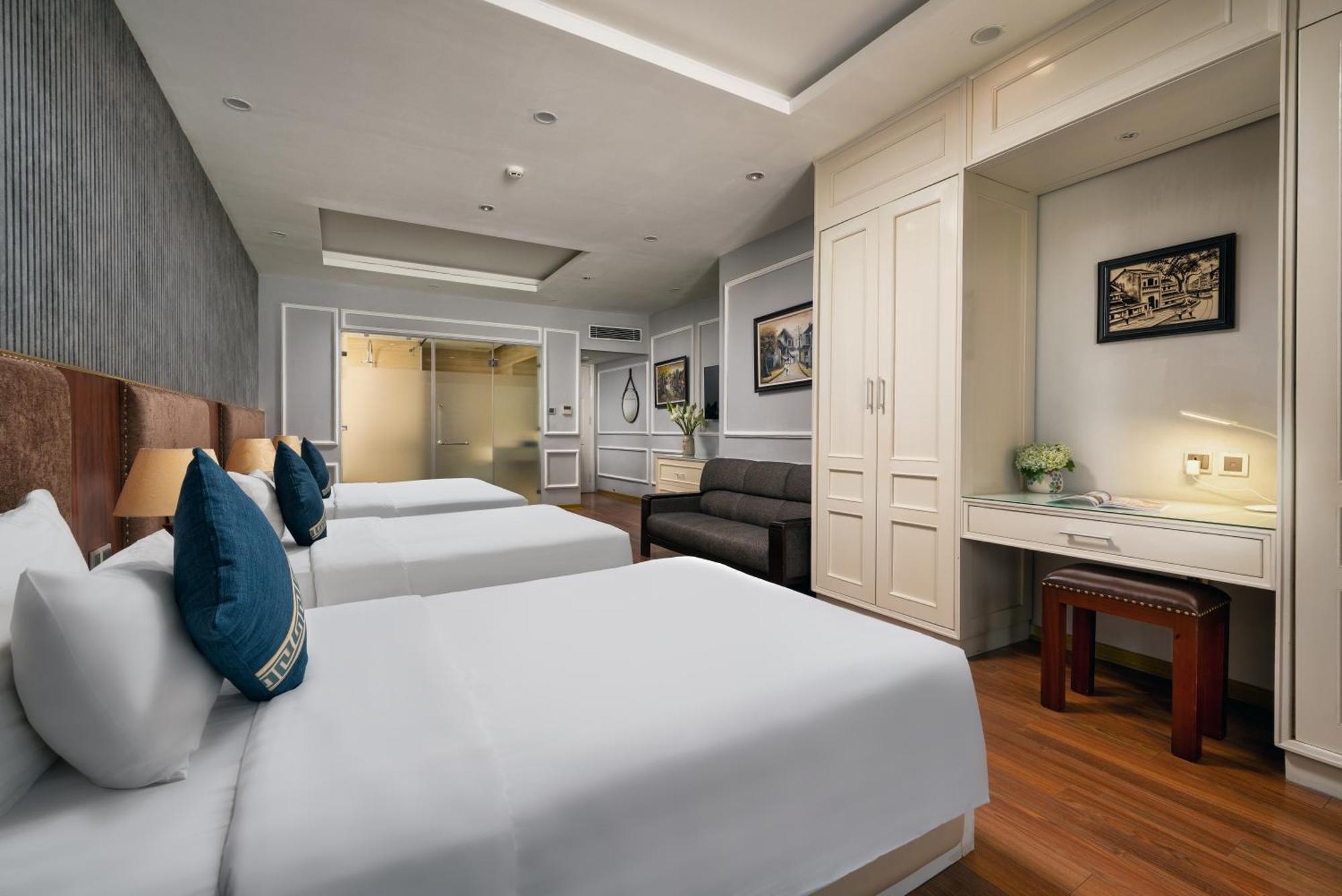Family Suite with Balcony